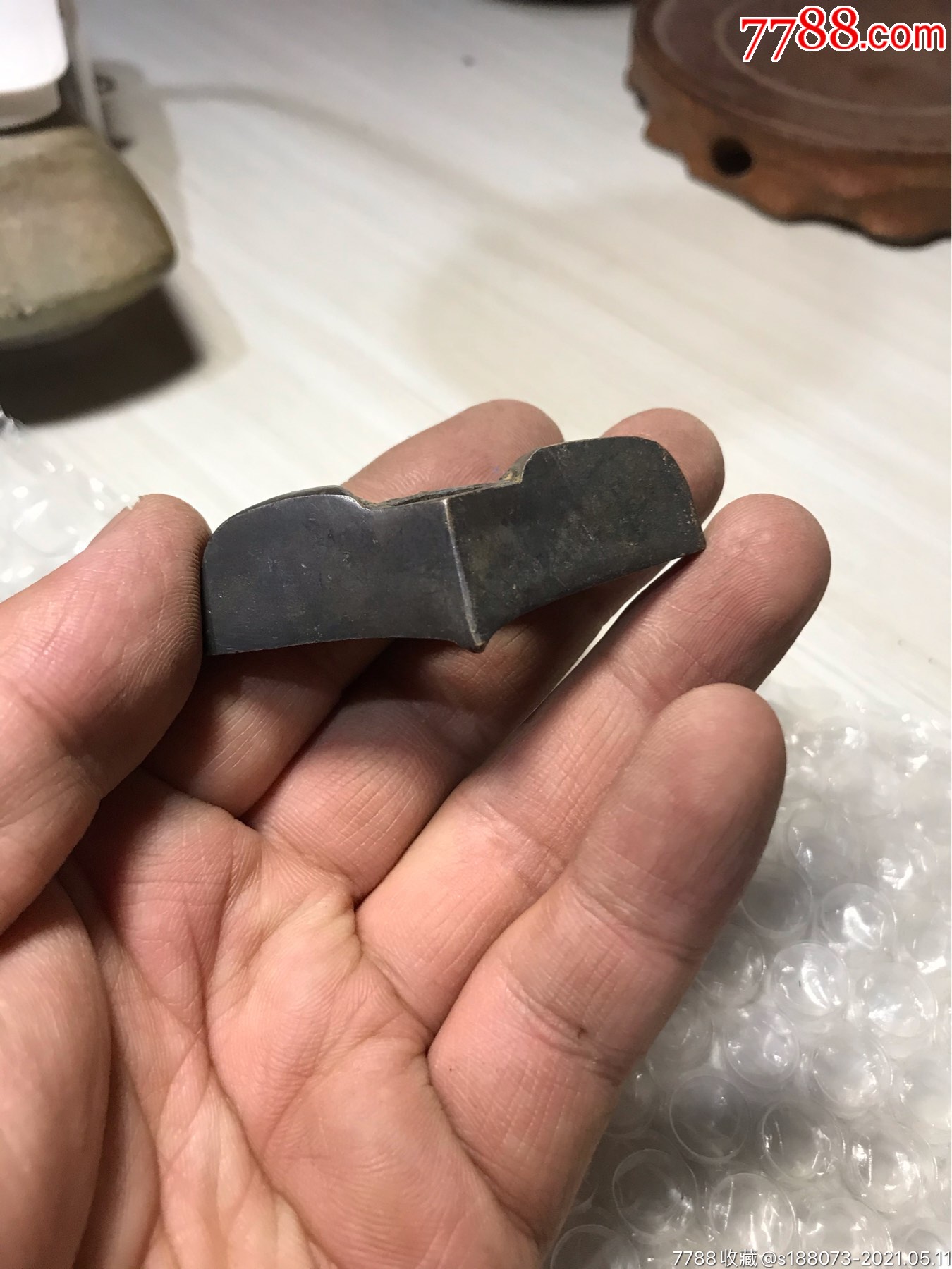 战汉时期～青铜剑首一个