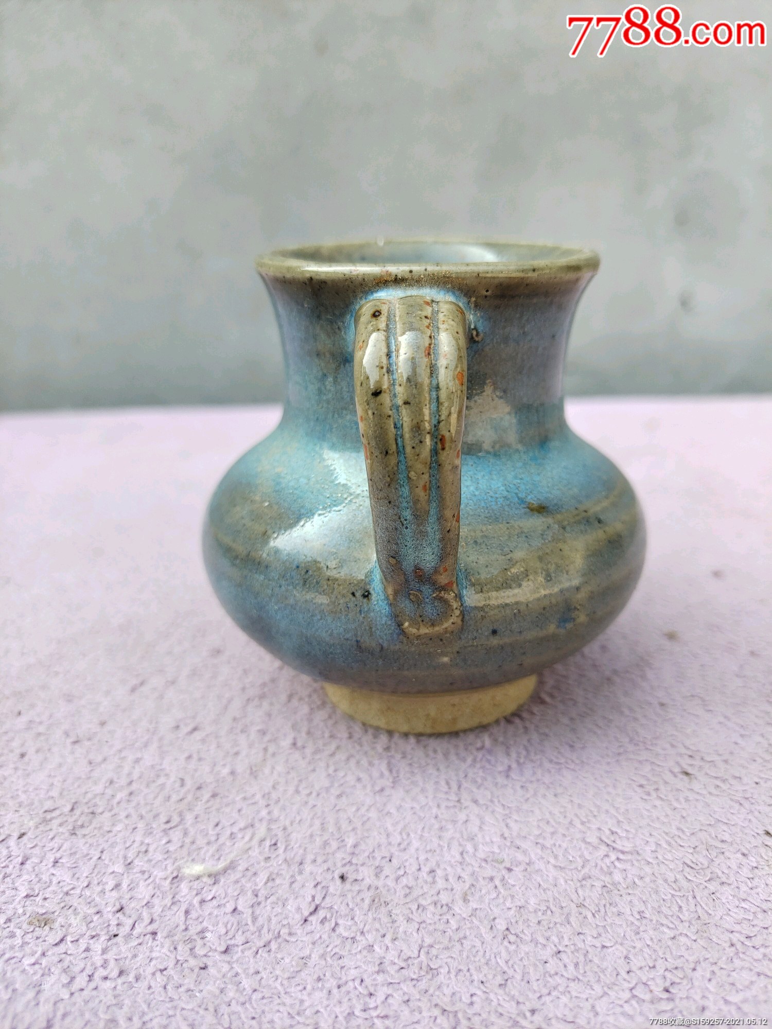 民国仿宋钧执壶一把,器型好,釉色漂亮,完整