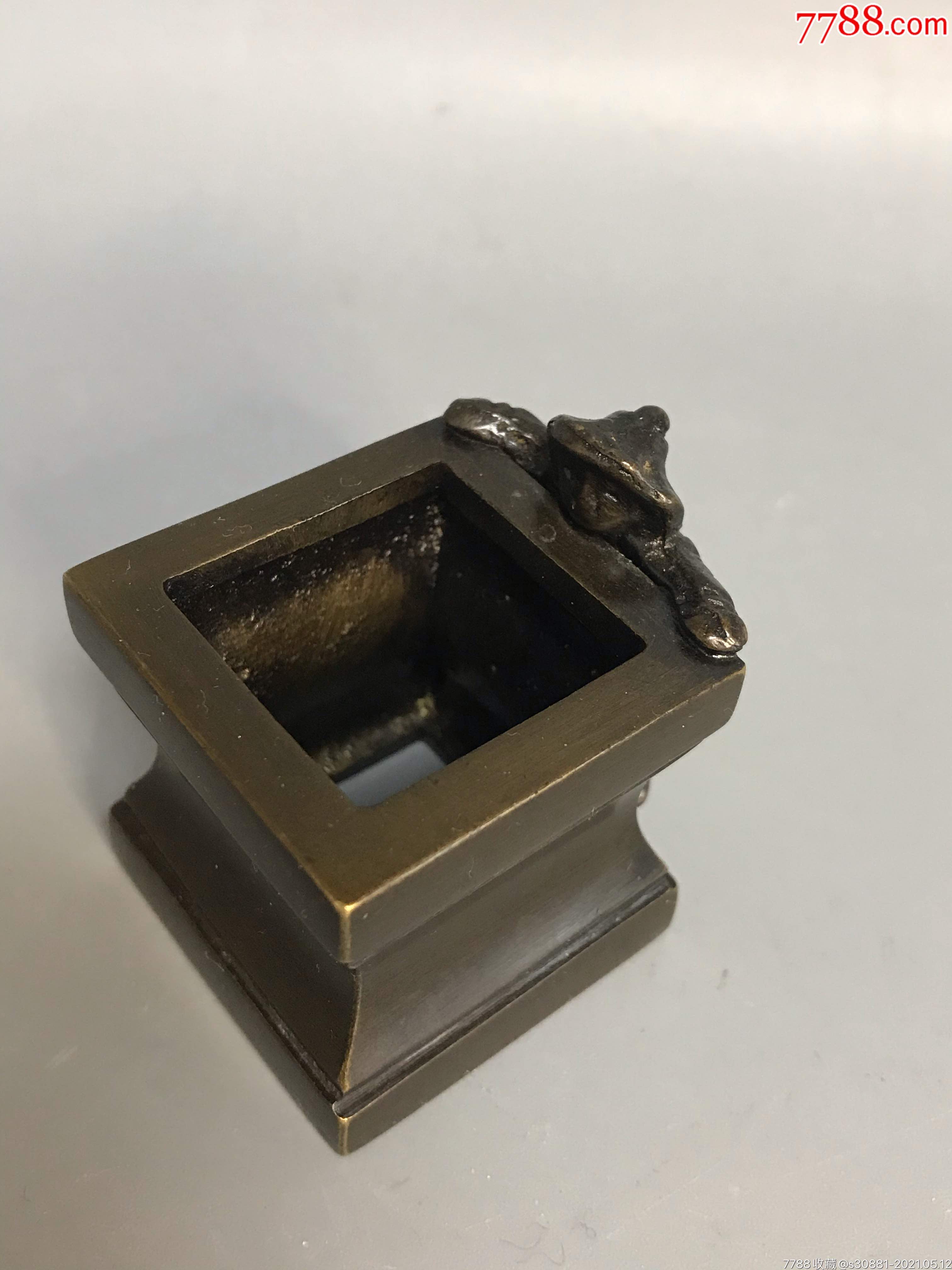 日本带回70年代老物品盖置_铜杂件_第3张_7788老酒收藏