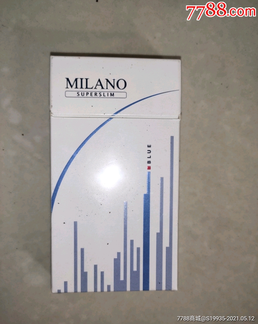 米兰蓝莓香烟图片