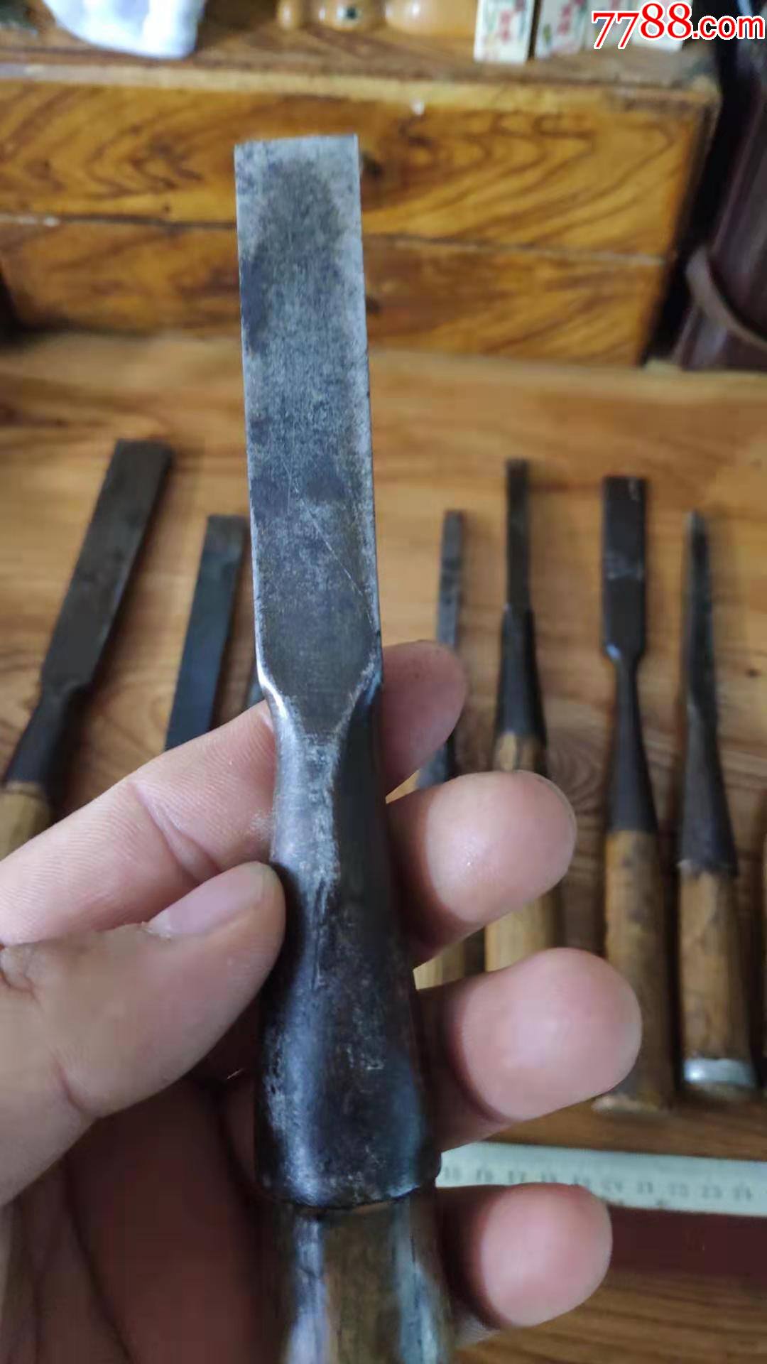 上世纪70-80年代老式老木工凿子一组8只合售.