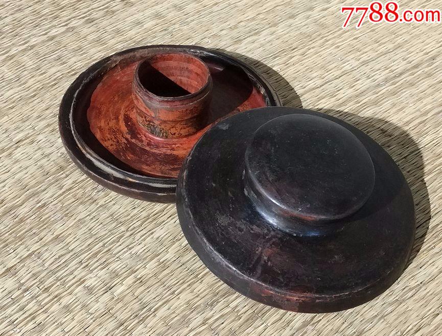 清代木雕朝珠盒