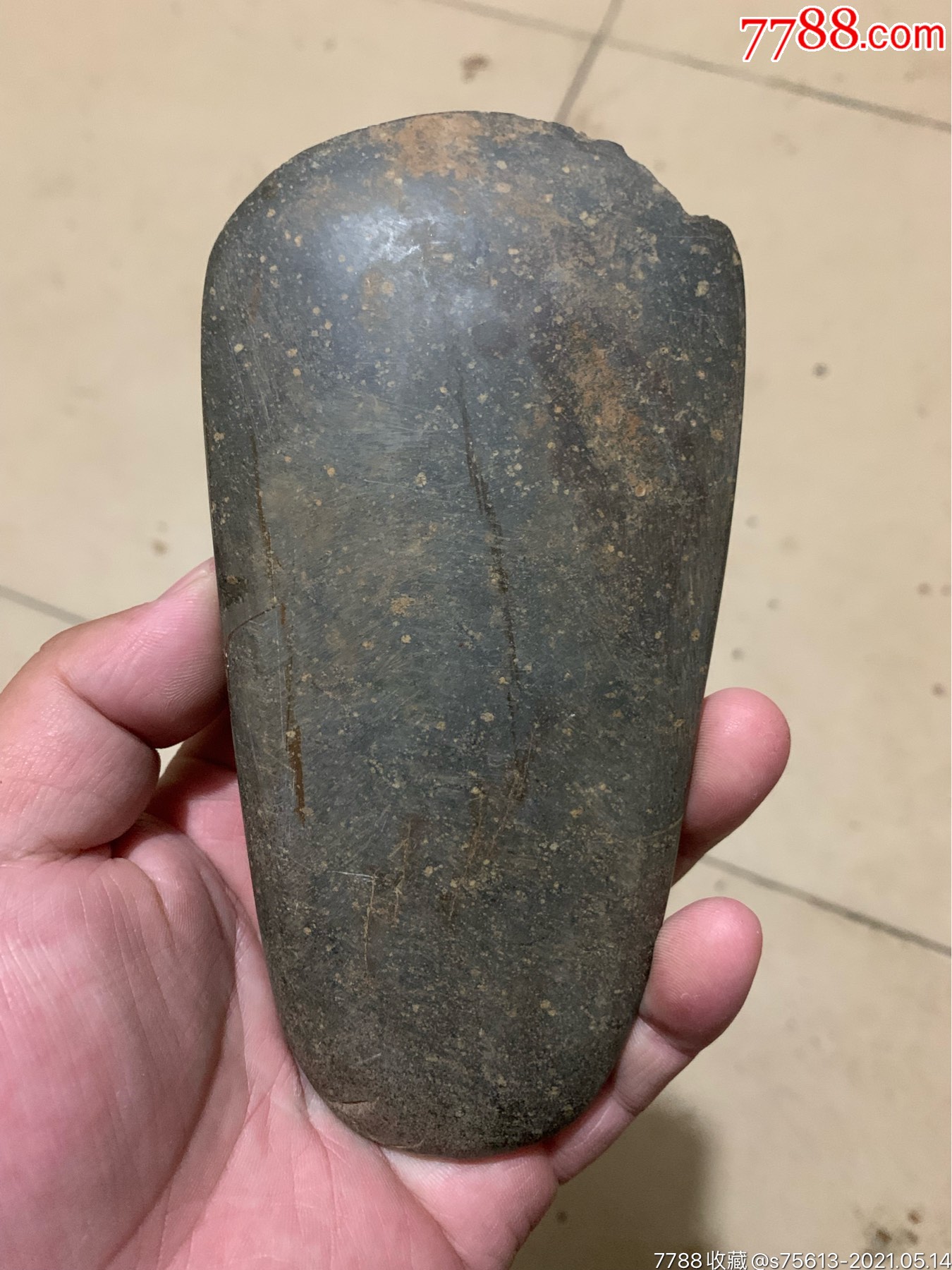 石器时期石头斧子