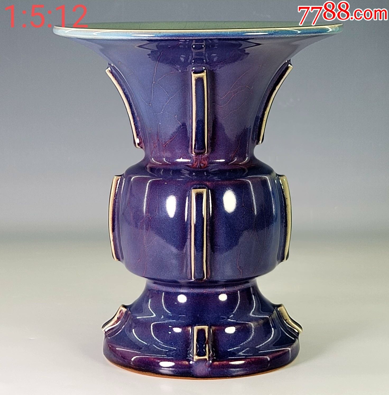 钧窑系【玫瑰紫釉,出戟尊】(工艺品)