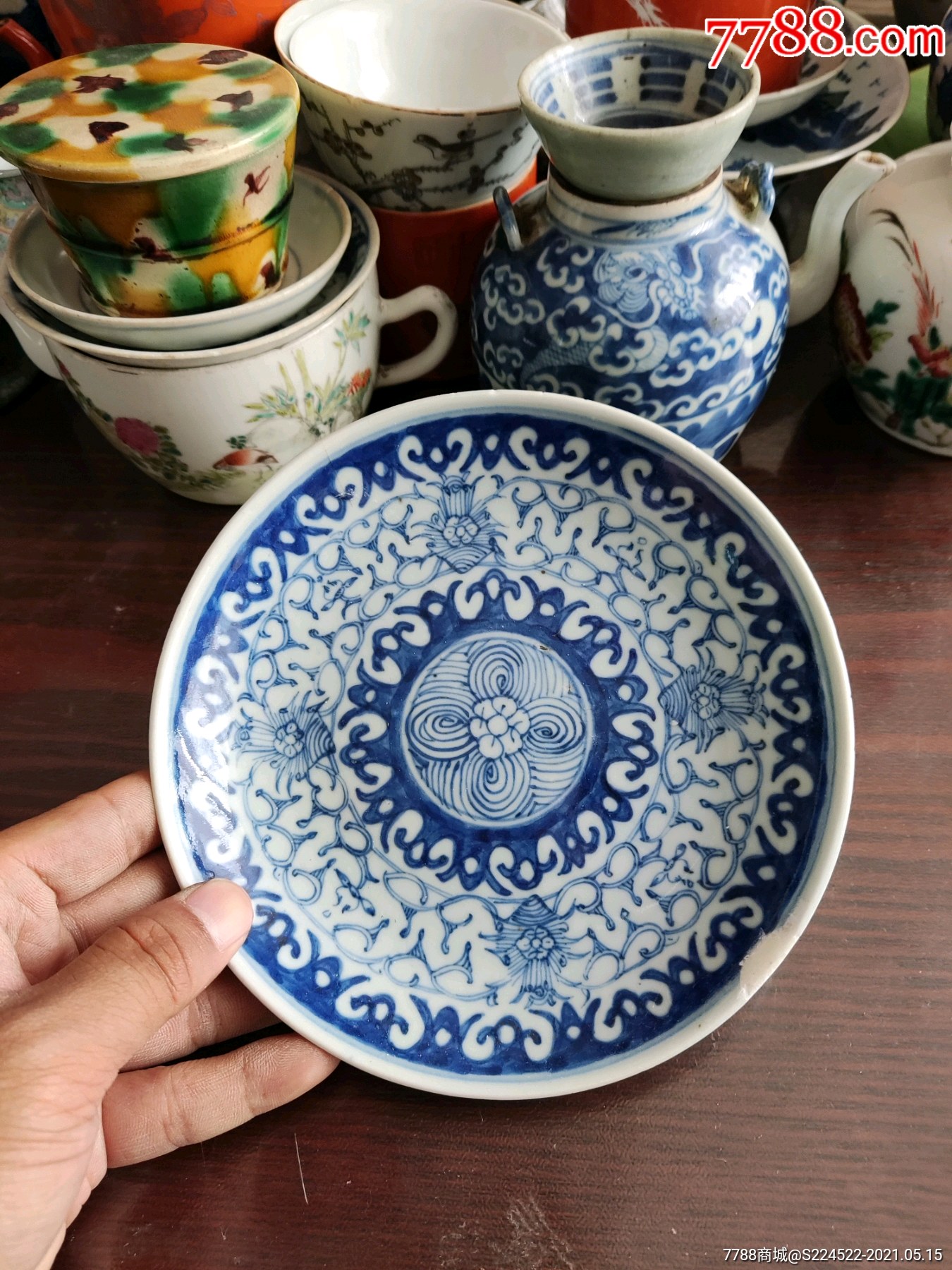 道光青花缠枝莲盘