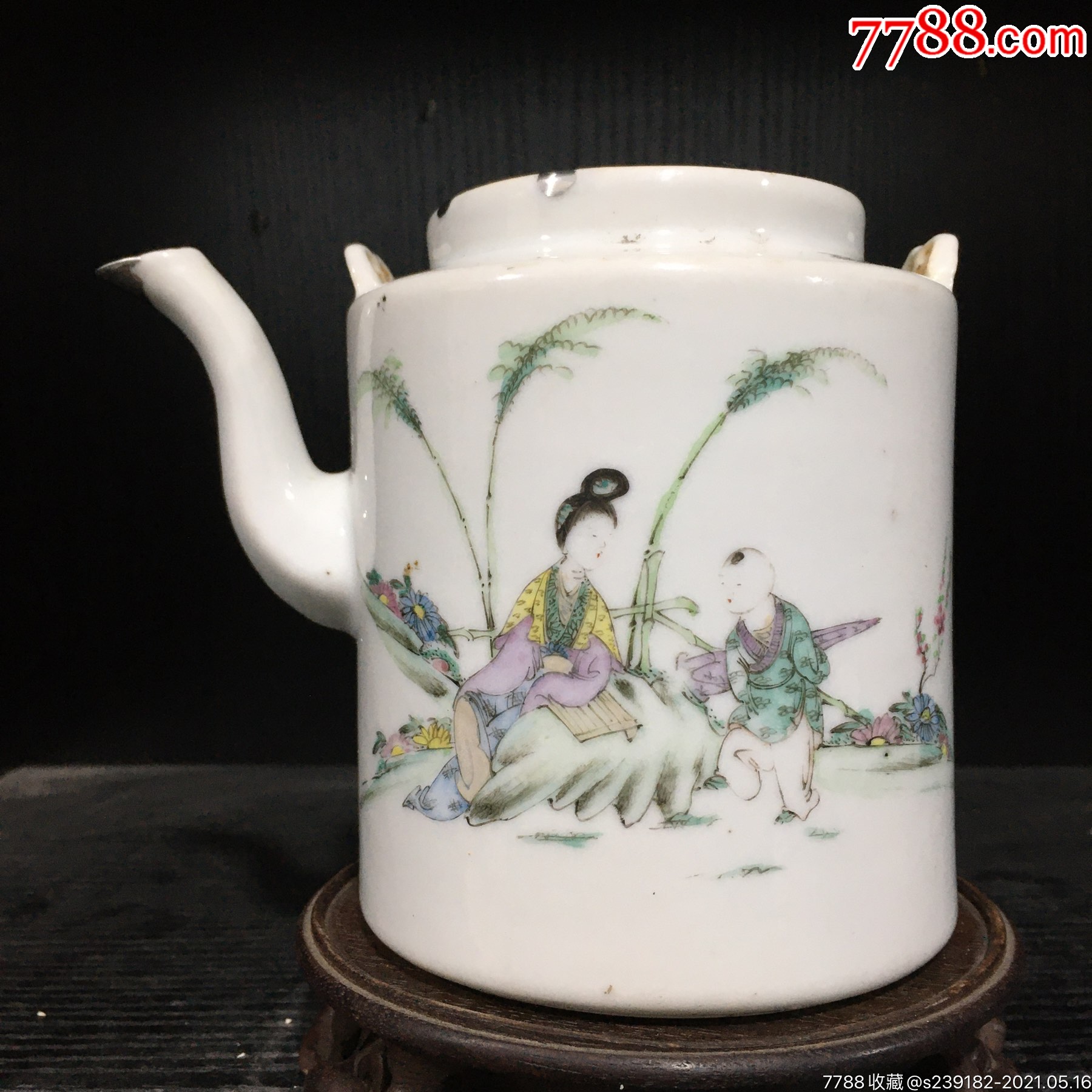 名家余远生仕女人物纹提梁壶