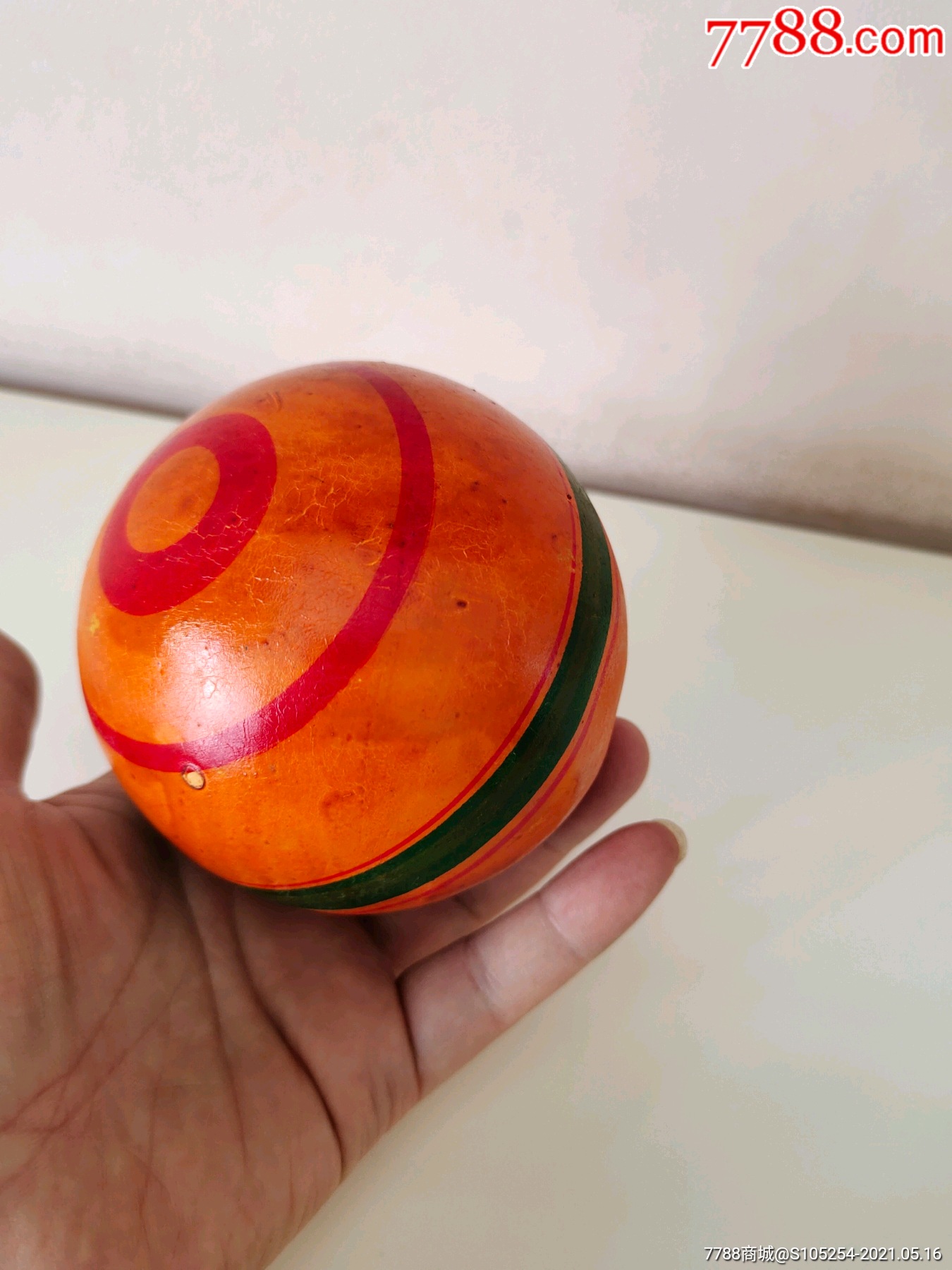 0次进行点评点评:0浏览量:备注:七八十年代库存花皮球,完好能拍打简介