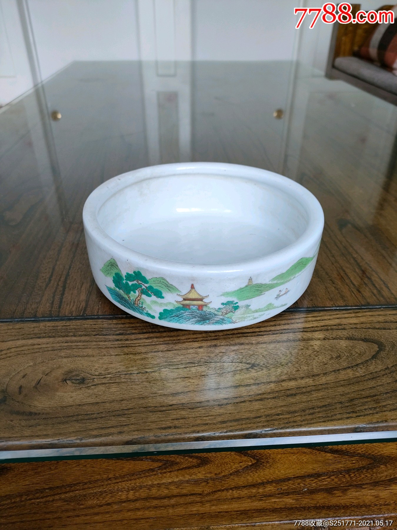 文革时期粉彩笔洗一个