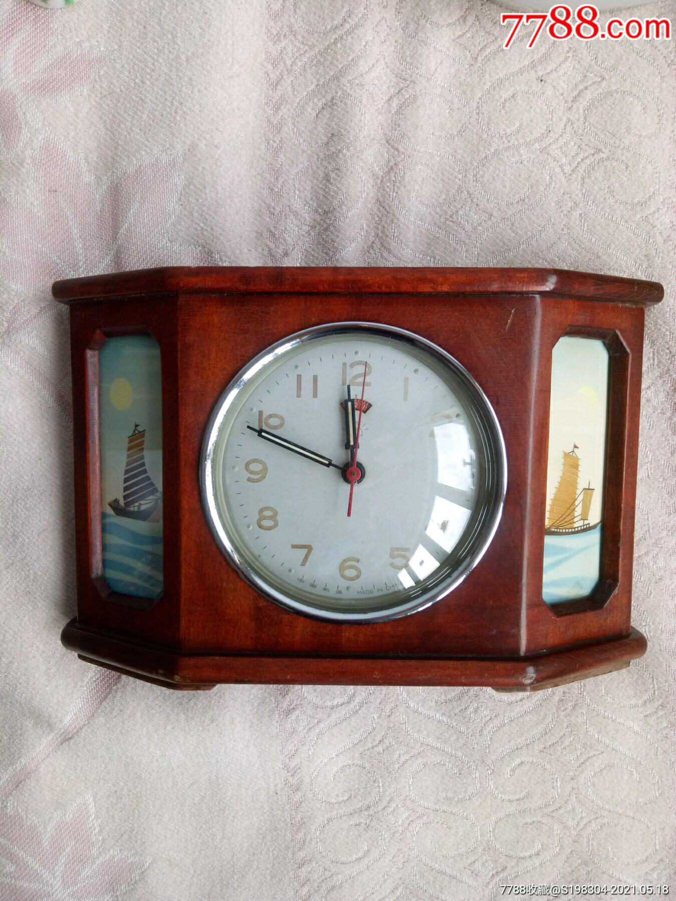 金鸡牌木框闹钟