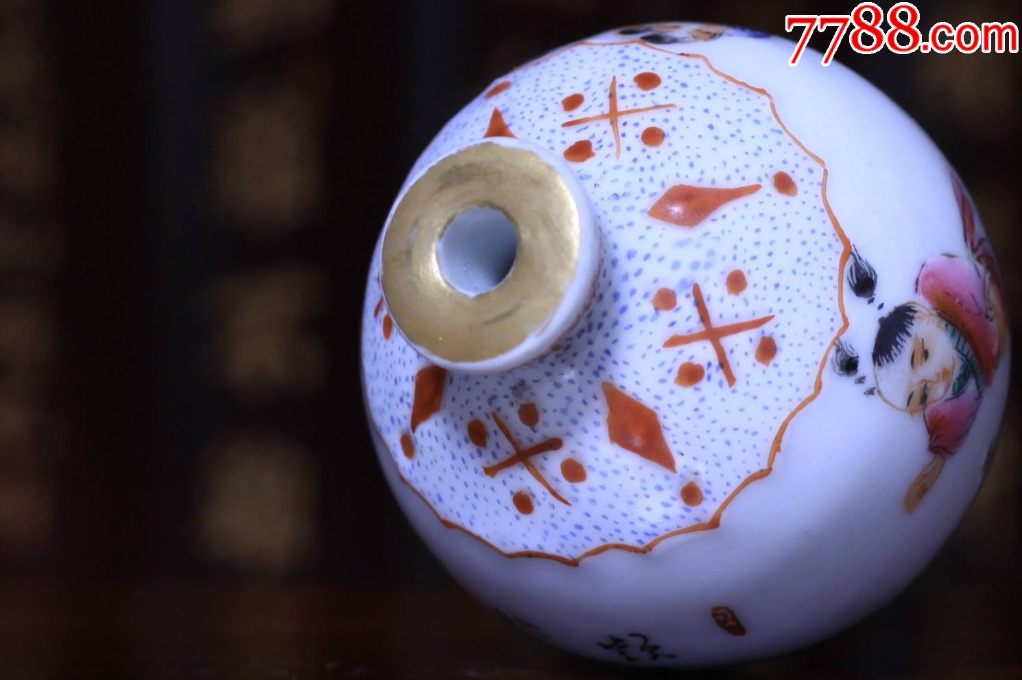 居仁堂促织图鼻烟壶