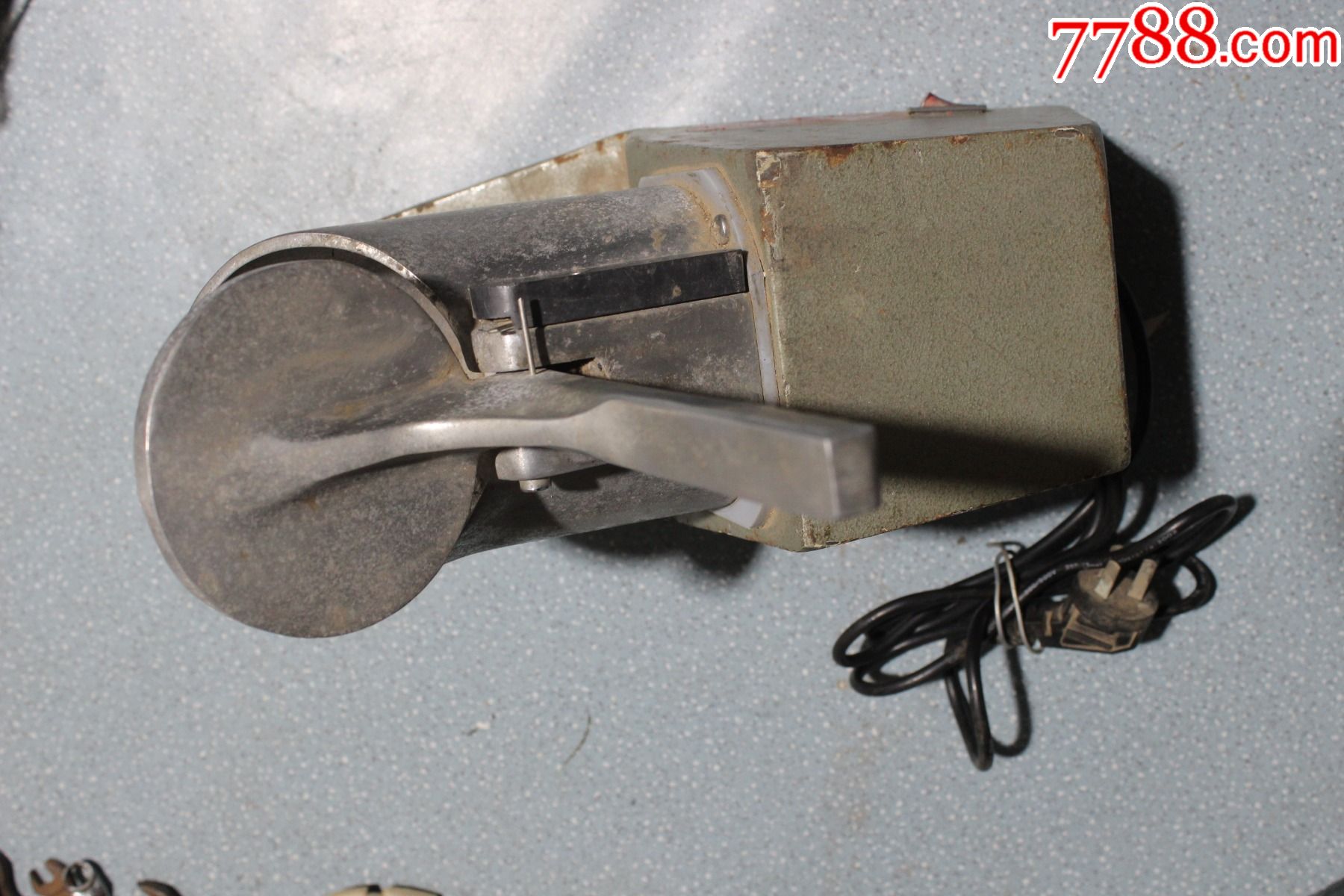 老工具铝刨冰机