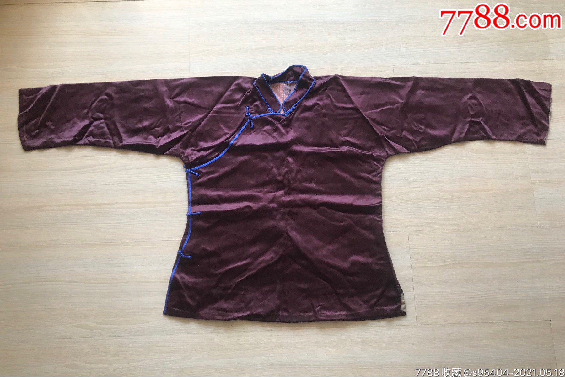 民国咔色软缎面料大襟衣.