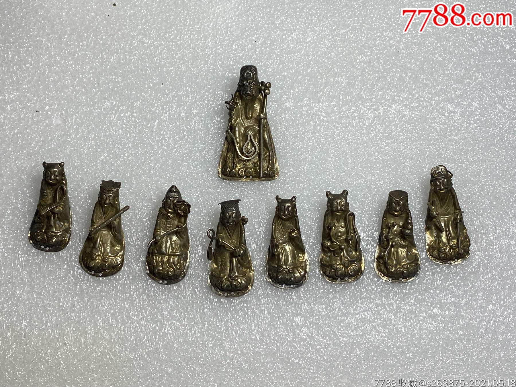 清代银帽花八仙一套背天元典