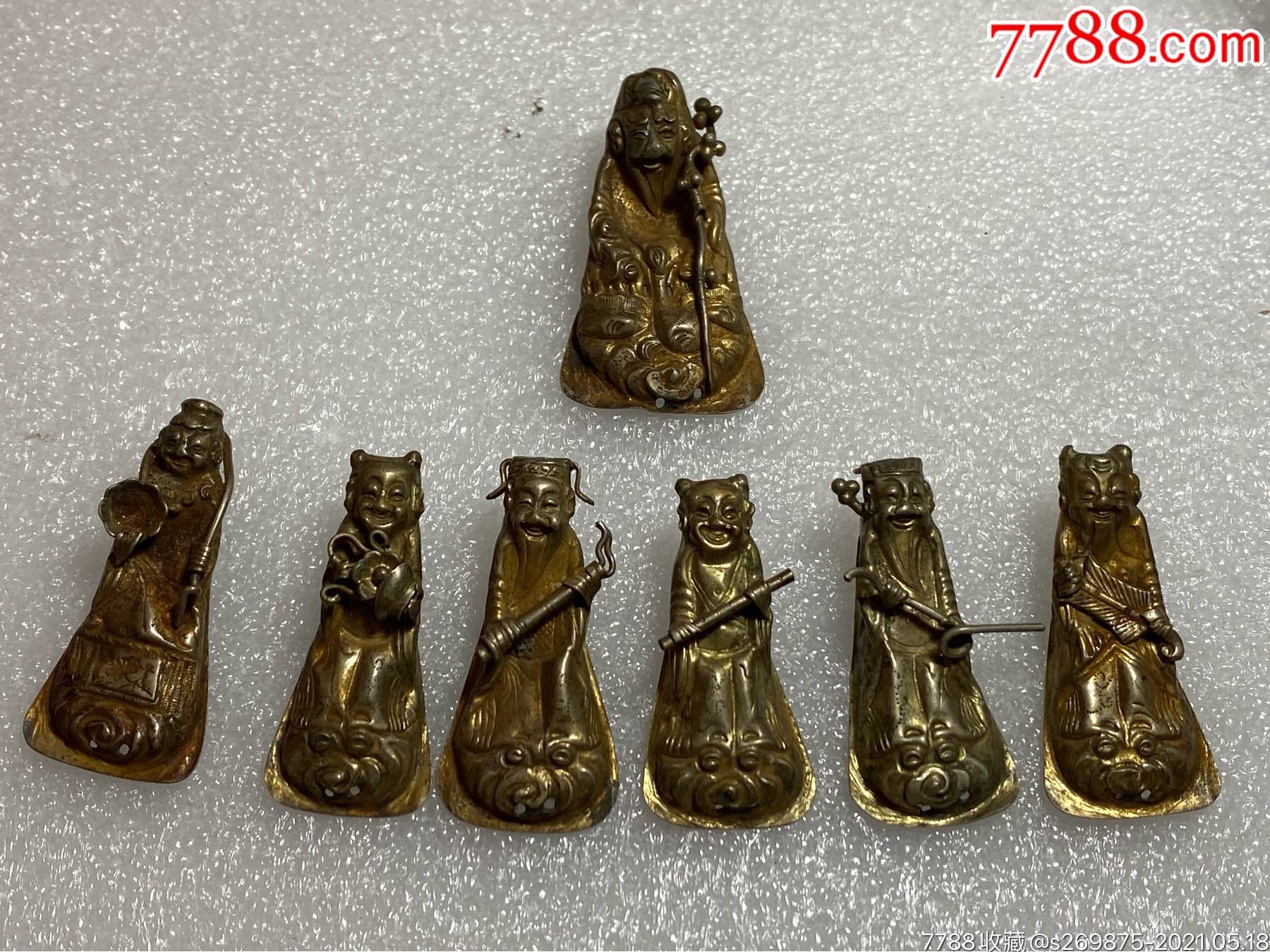 清代银帽花八仙人物背金垄玉