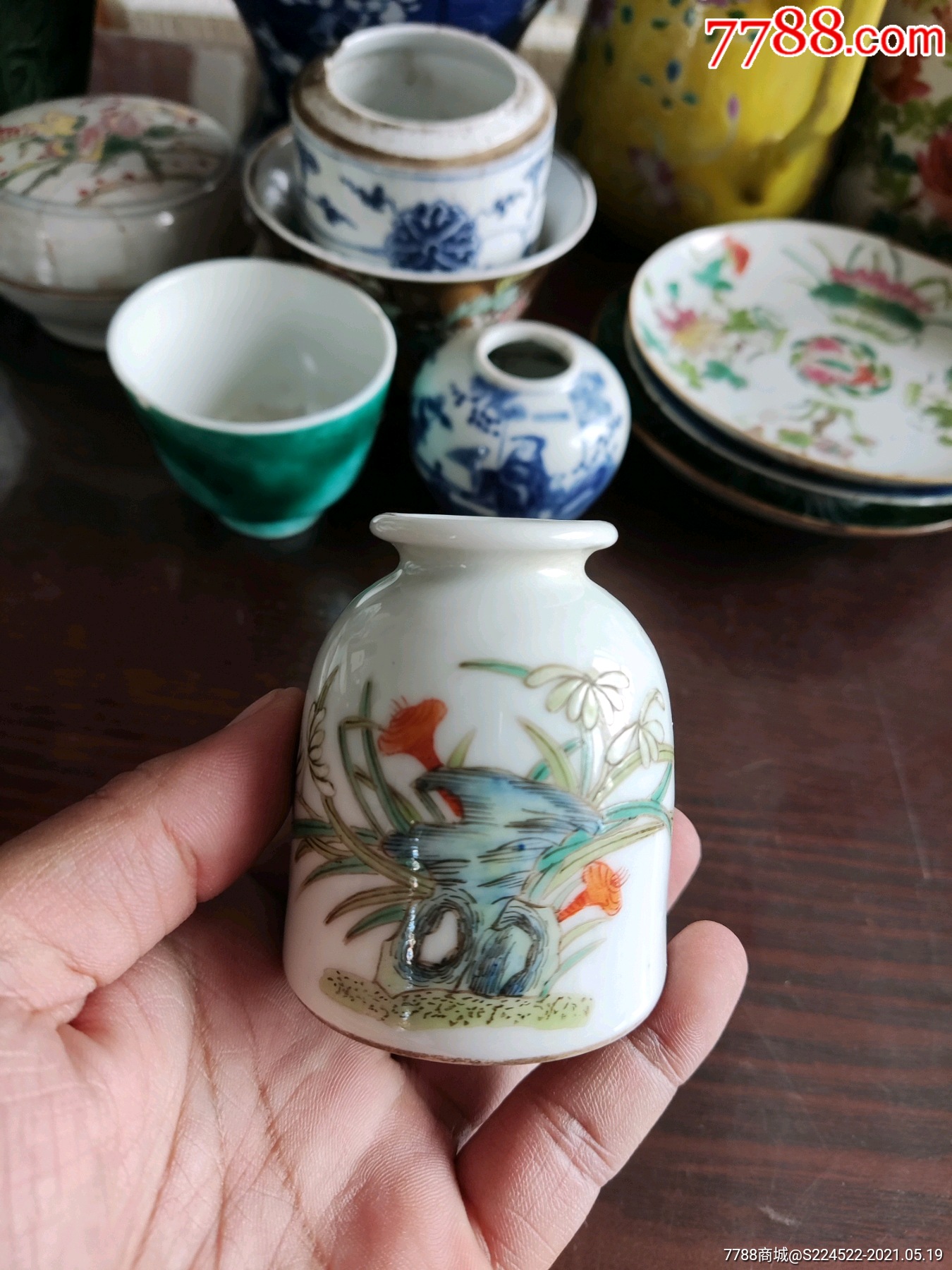 民国粉彩花卉水盂