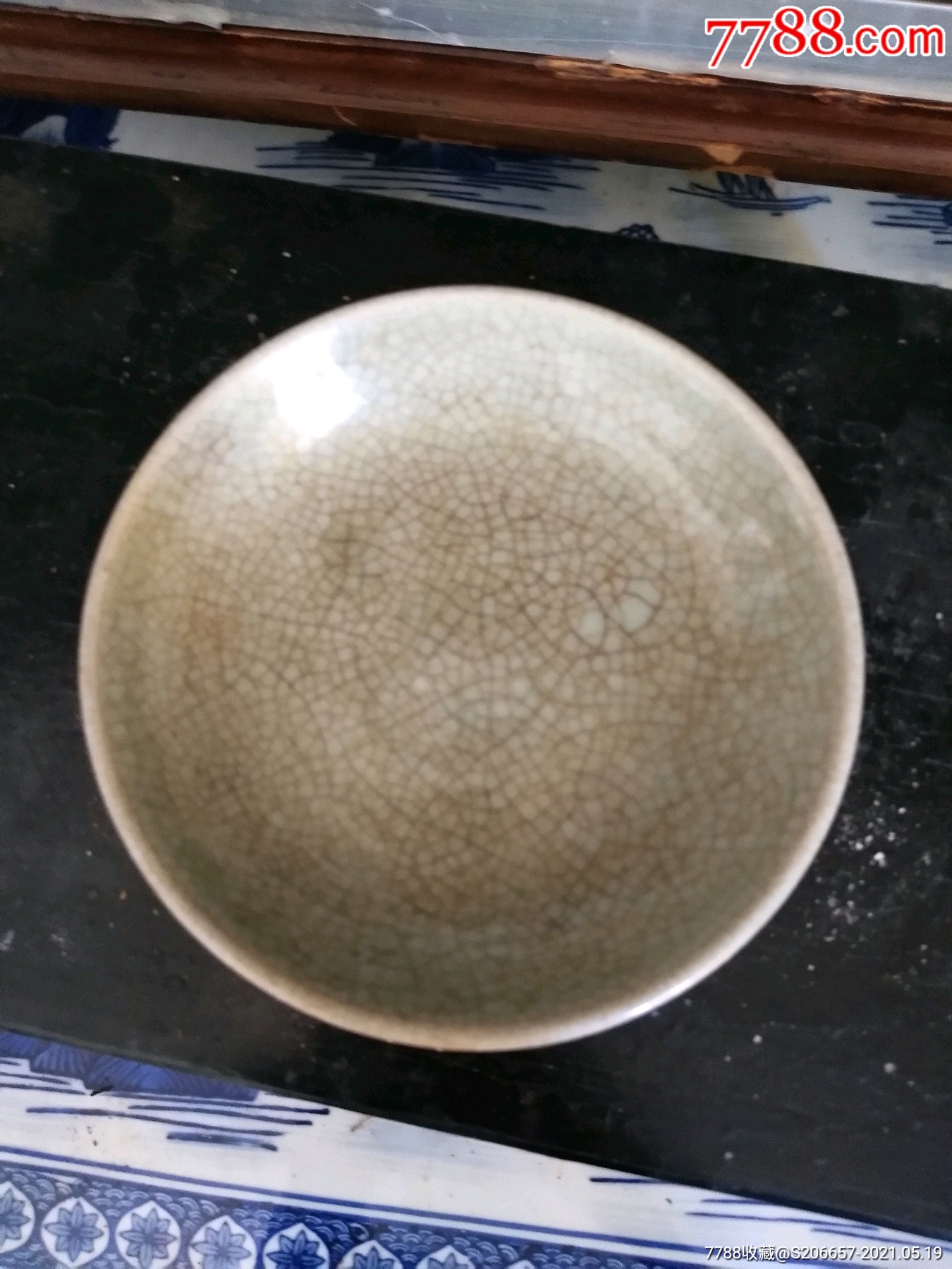 乾隆时期玉璧底的哥釉