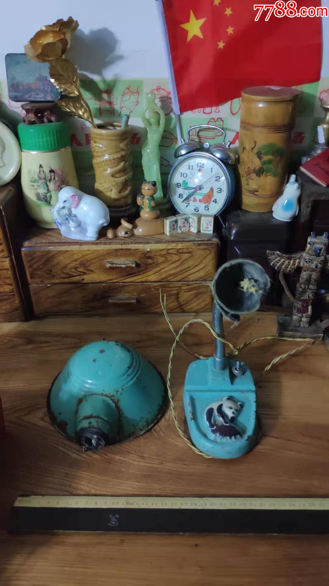上世纪60-70年代铁质熊猫造型老式台式台灯配件民俗怀旧老物品.