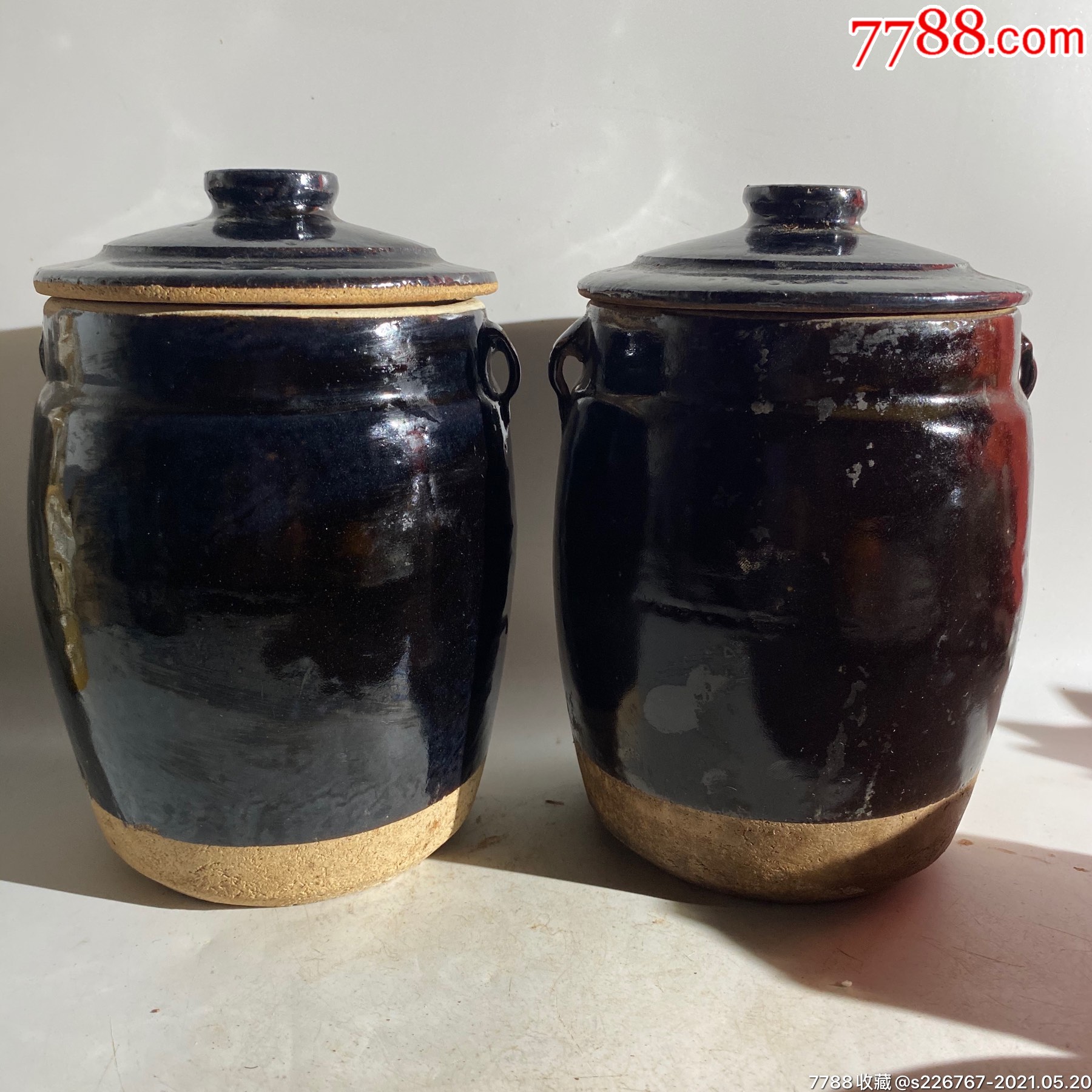 清代酱釉陶罐一对