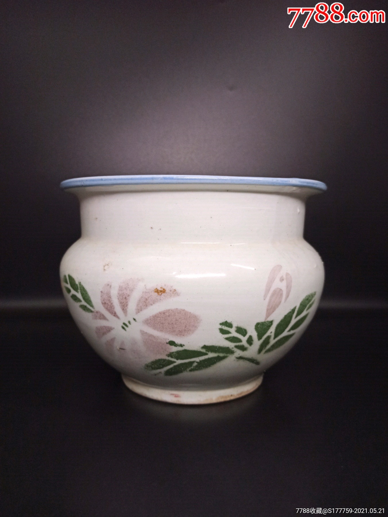 民国粉彩花卉大号金鱼缸渣斗全品本品器型规整端庄大方器型饱满线条