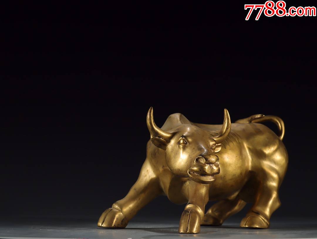 铜鎏金牛转乾坤摆件