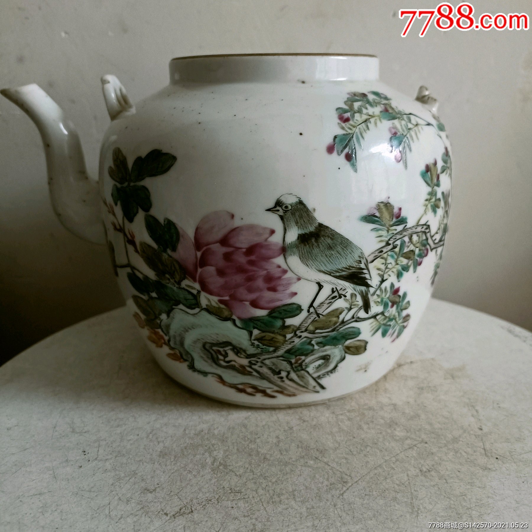 晚清御窑画师许品衡作品浅绛彩花鸟茶壶如图所示保老保真