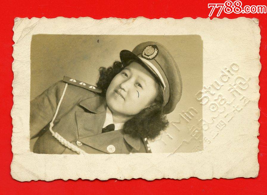 民国美女军人,一敏照相!泛银