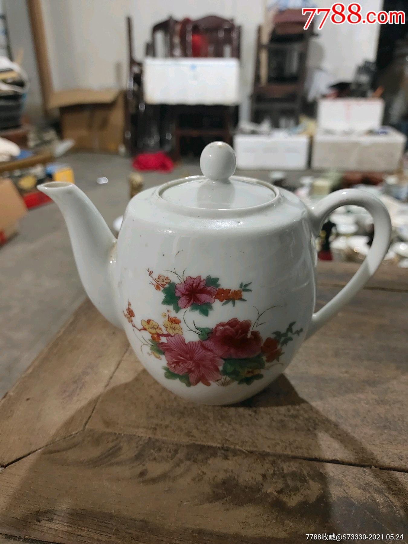 60年代贴花茶壶一把