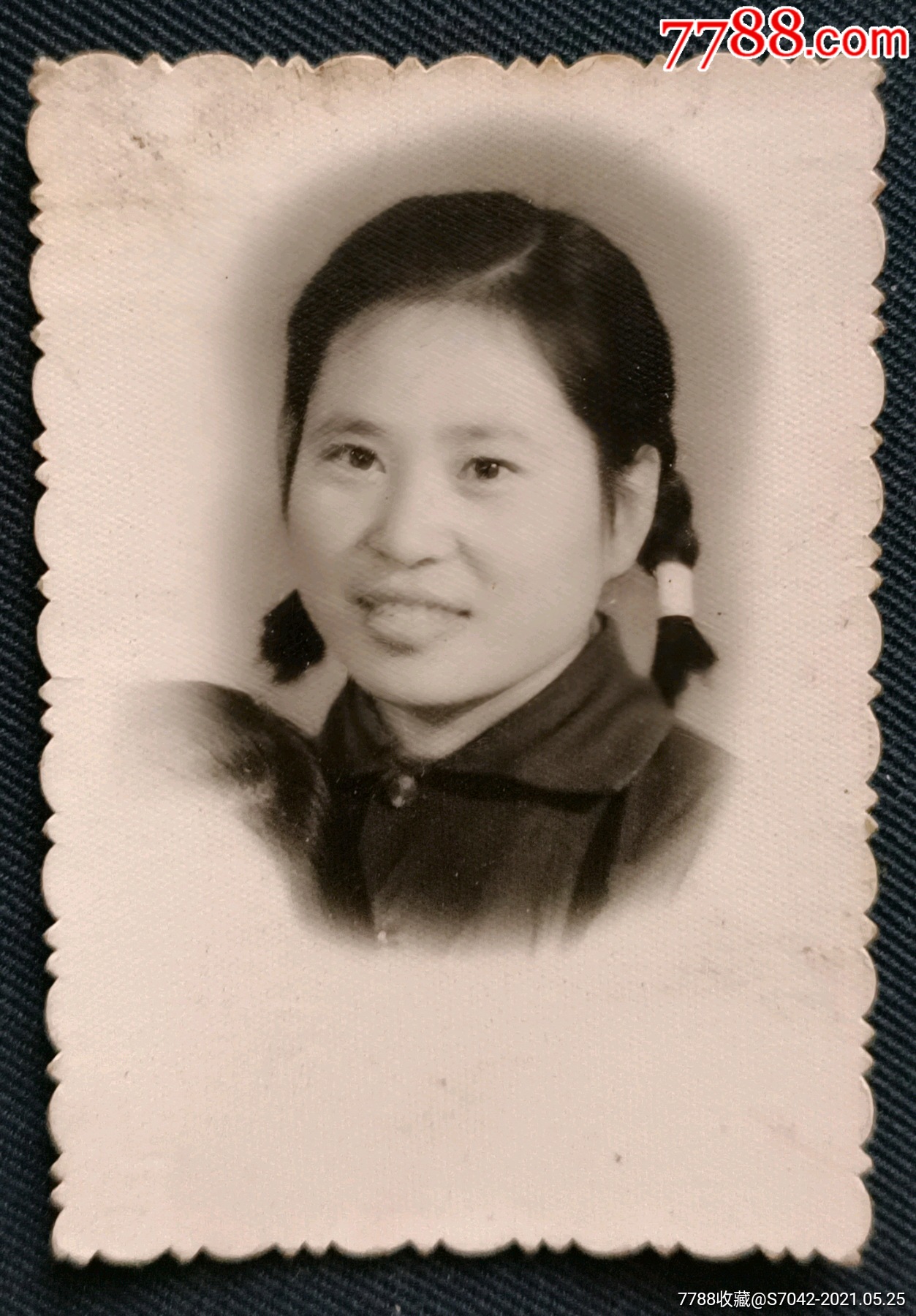 七十年代老照片美女半身照