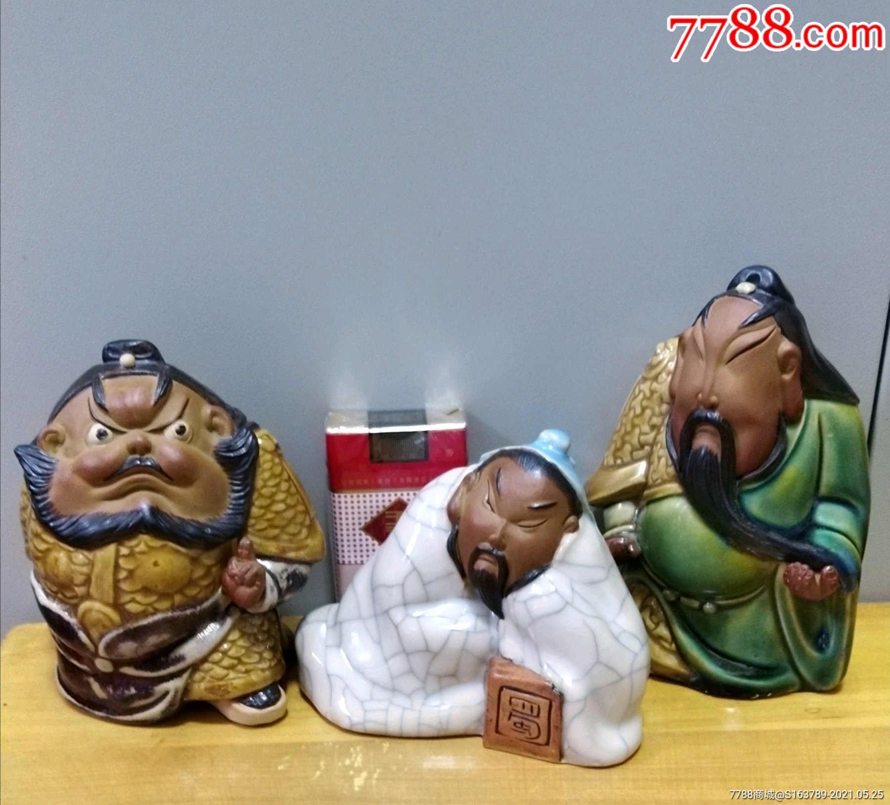 陈东阳瓷塑刘关张一组(三件)