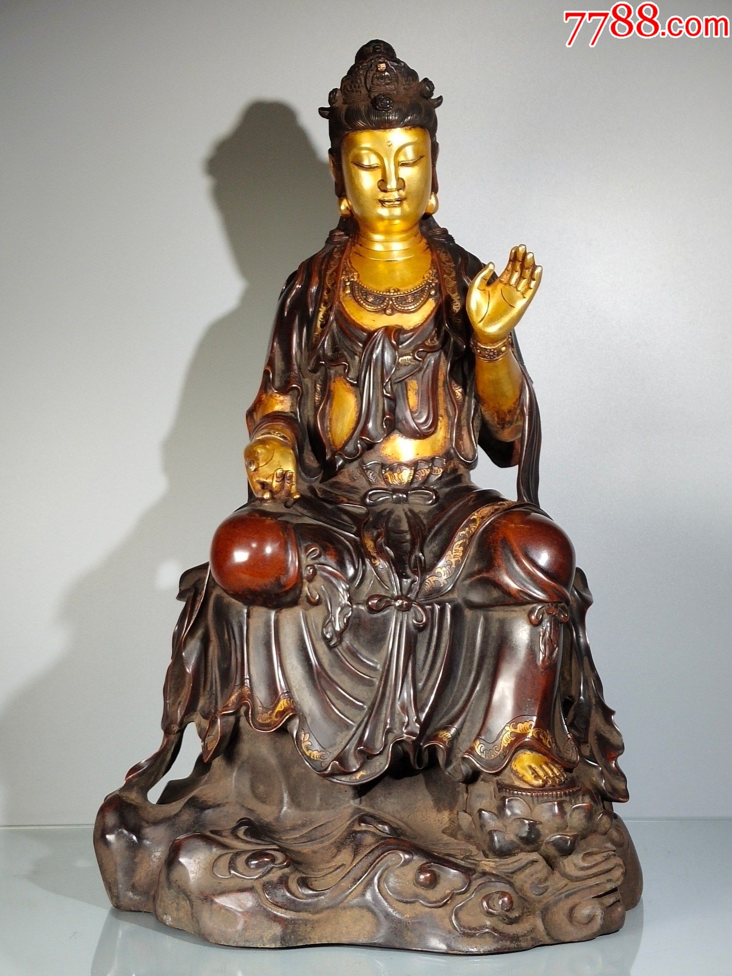 紫铜鎏真金手工打造慈祥观音佛像摆件