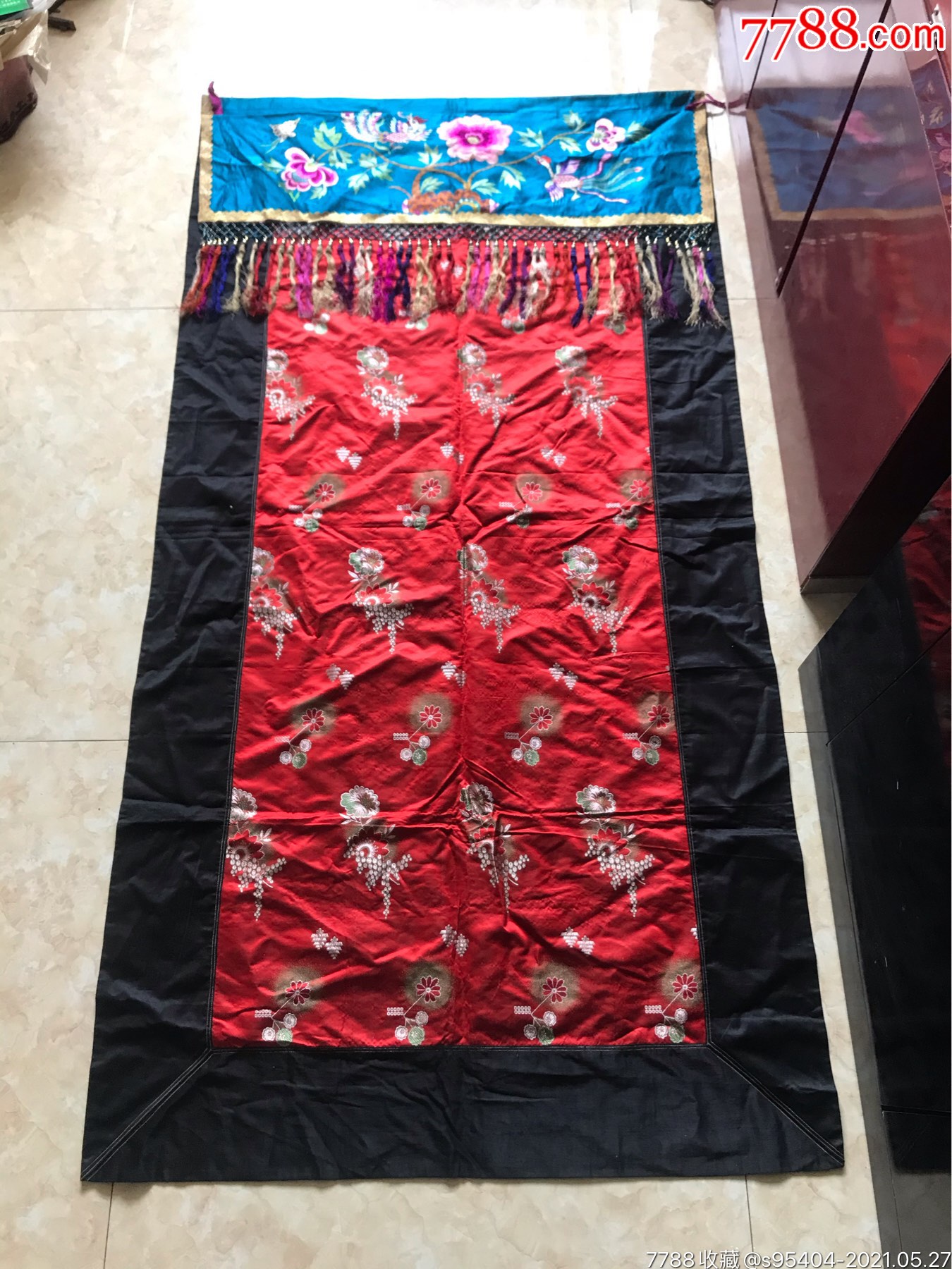 清代刺绣织锦缎面料门帘.