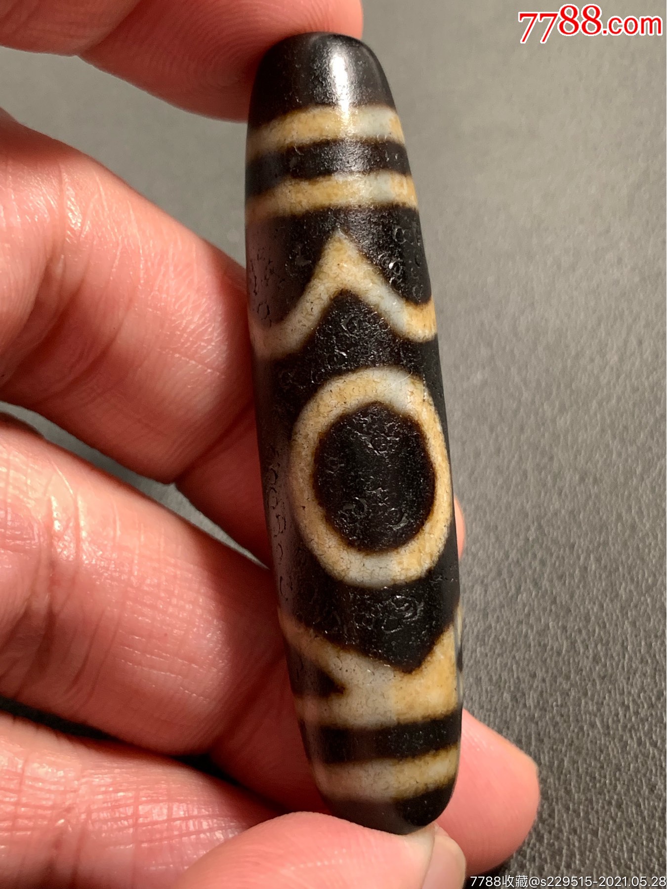 藏传天地山水大天珠56.8*13.8毫米