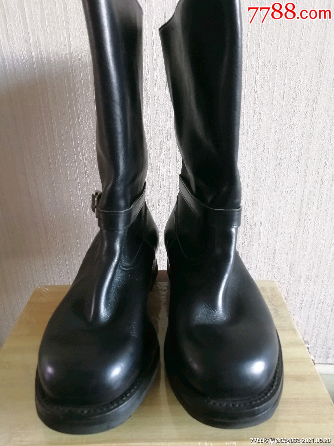 全新未穿3516厂65式七十年代年特号军靴-旧军鞋/靴-7788徽章收藏