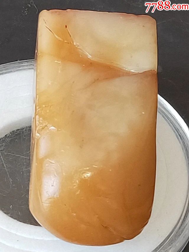 清代老寿山石白田,金包银印章,尺寸3.8-1.95厘米,重31.1克