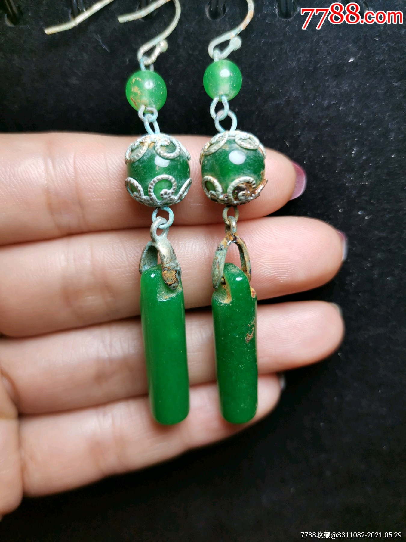清代翡翠耳坠