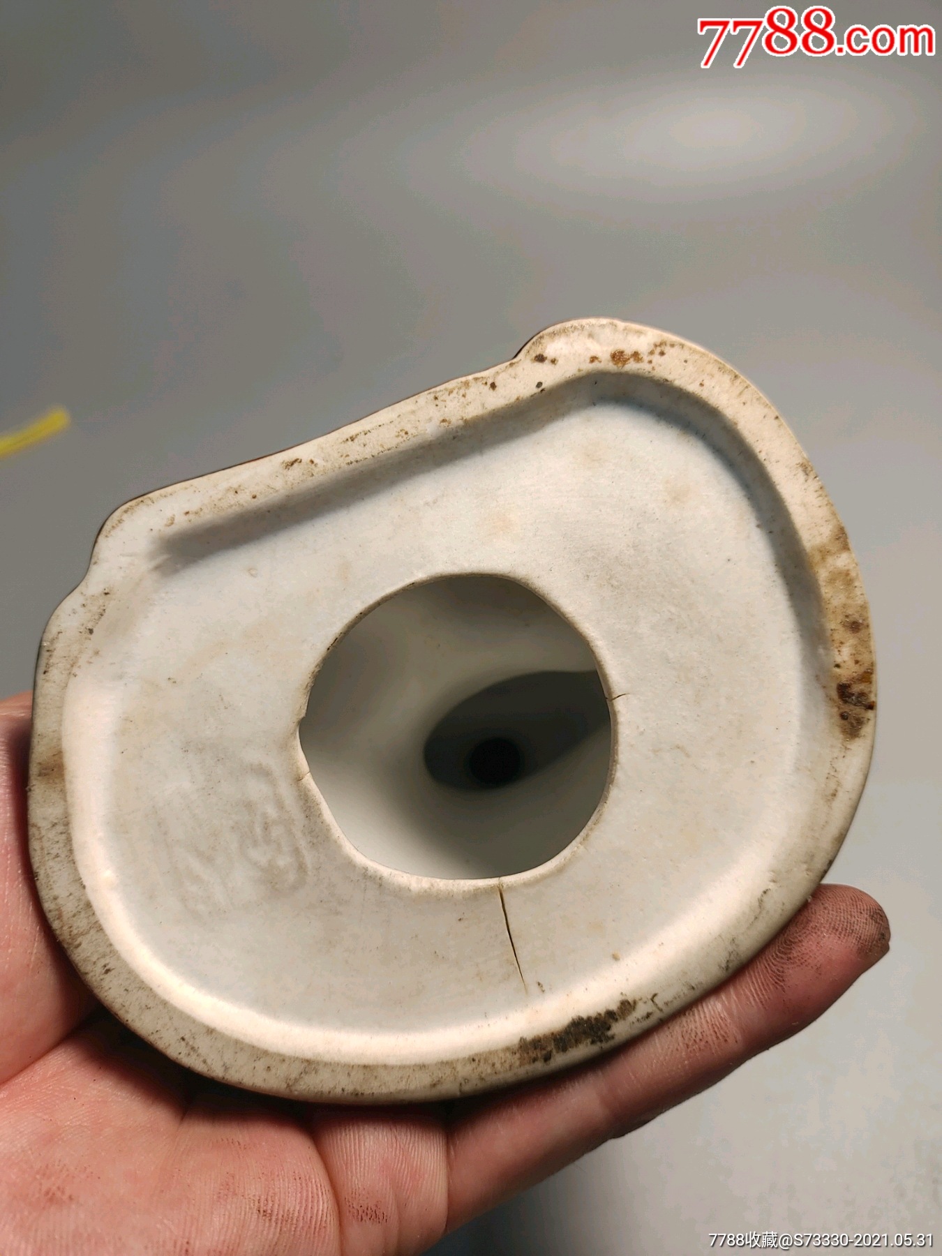 80年代左右,黑釉美女一个,带底款_雕塑瓷/瓷雕_第5张_7788瓷器