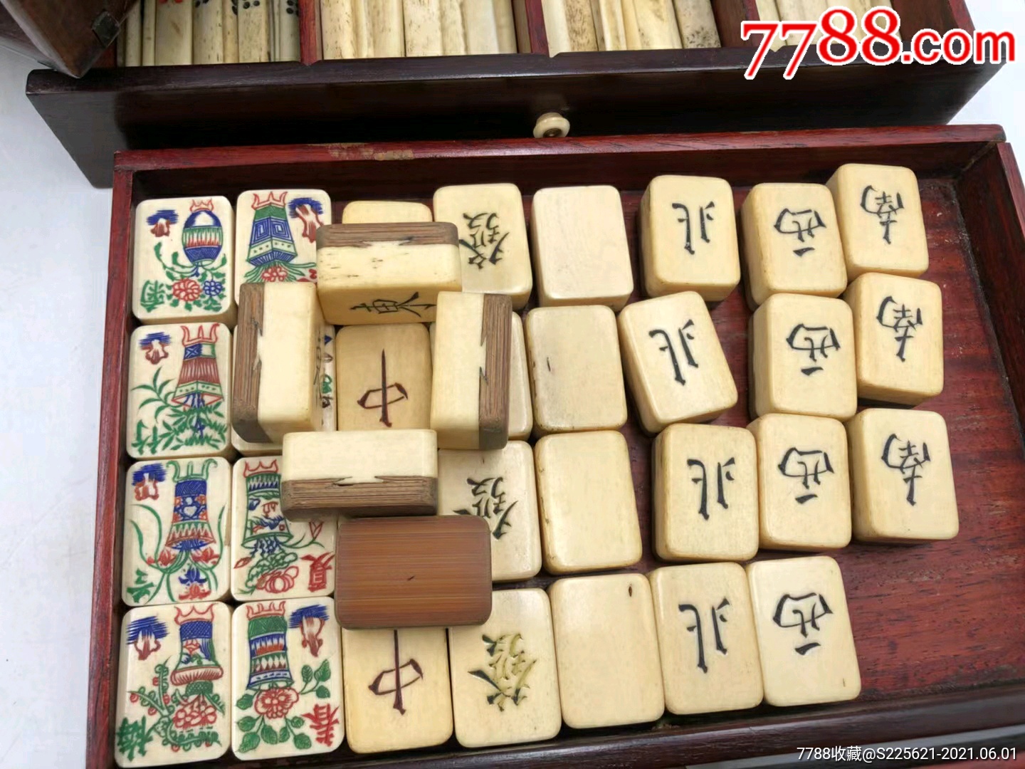 民国老红木盒竹骨麻将一套