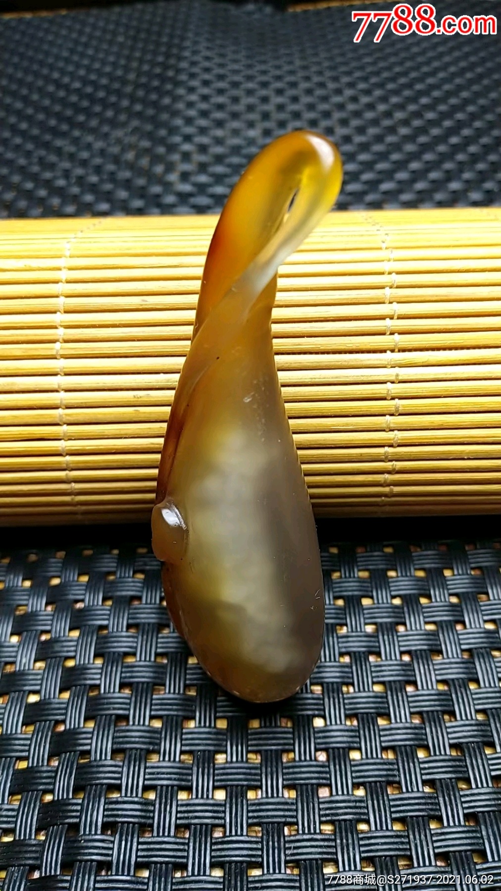 精美上等江河玛瑙精雕福运连连福袋挂件