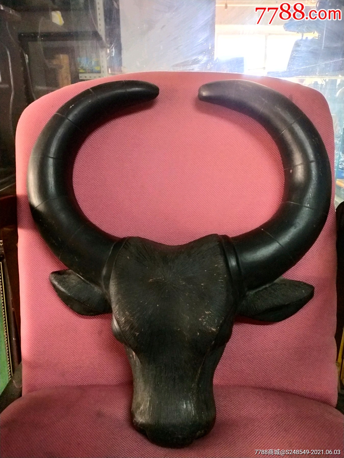 紫砂牛头挂件---牛气冲天