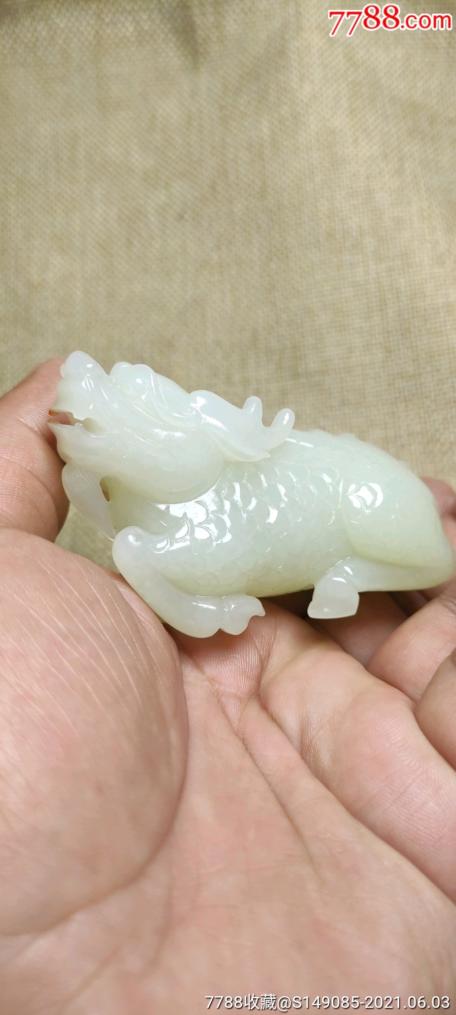 和田玉三色麒麟