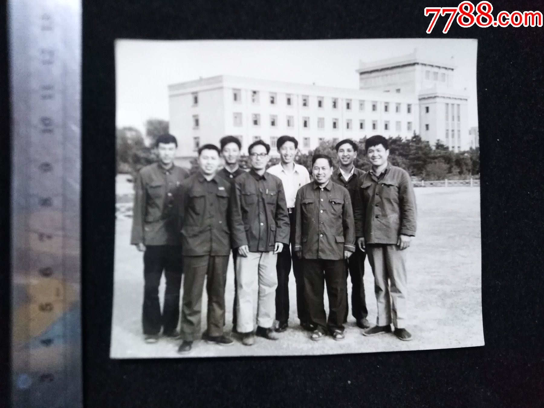 东北工学院,校园操场七十年代,9厘米-11厘米_老照片_奉天驿写真馆