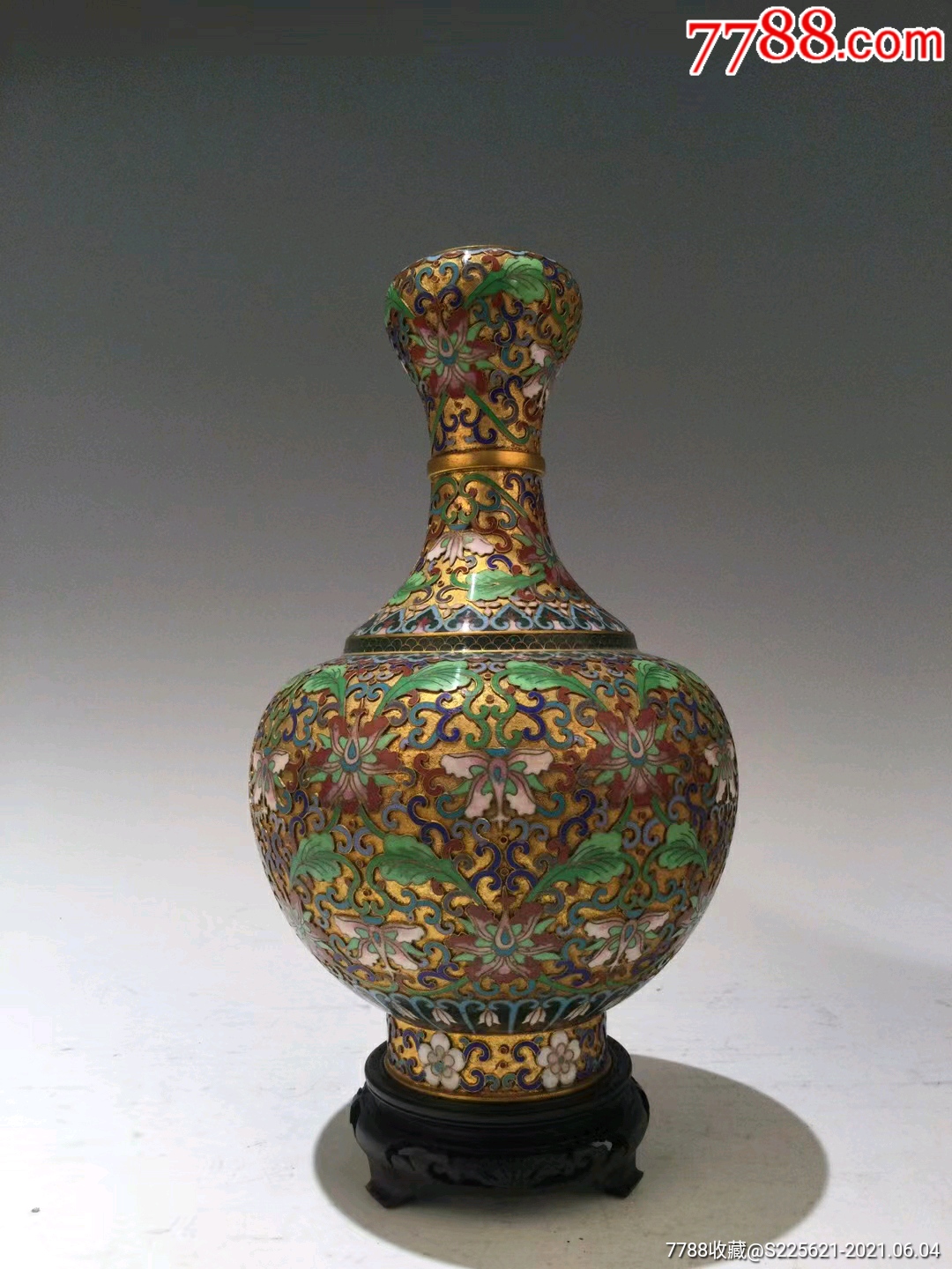 创汇时期景泰蓝金底錾功缠枝莲纹蒜头瓶-景泰蓝/珐琅-7788收藏