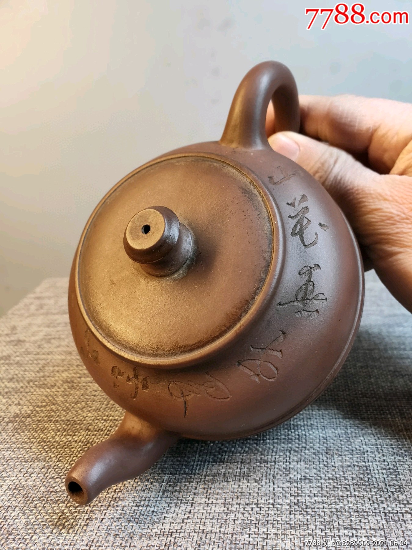 旧藏,【顾景舟制】老紫砂壶一把,出水流畅,断水利落,包存完整,珍藏的