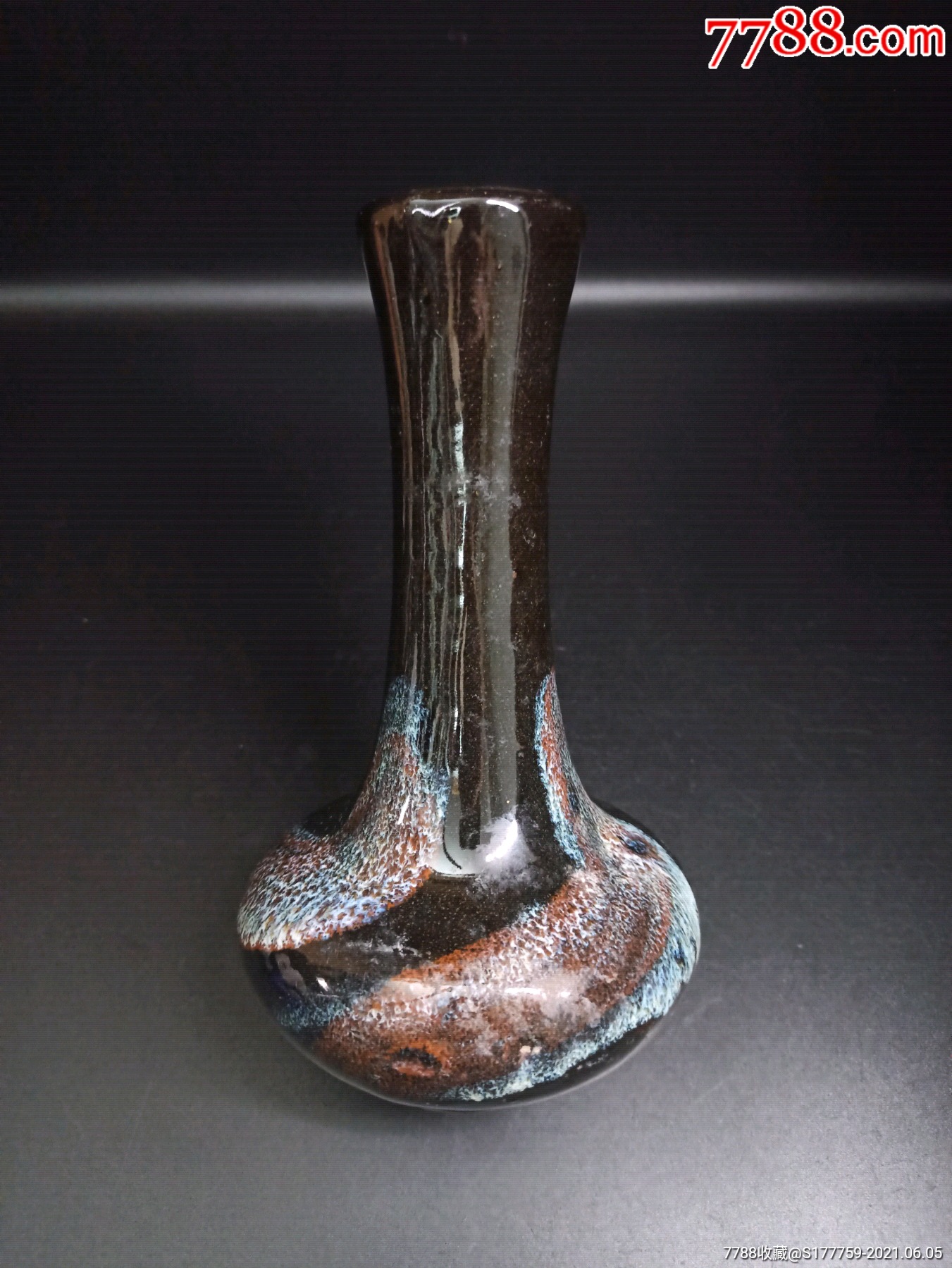 建国初石湾窑窑变花釉大号花瓶完整完美,变幻色彩好而靓,釉水肥厚,高