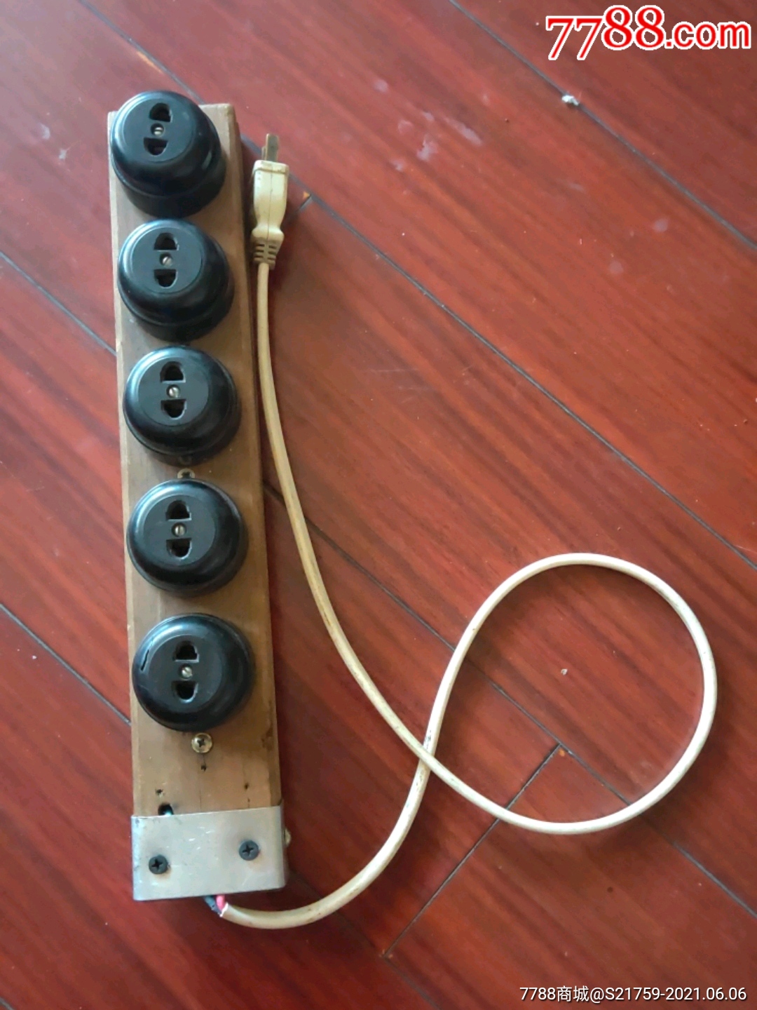 自制木质5个老插座