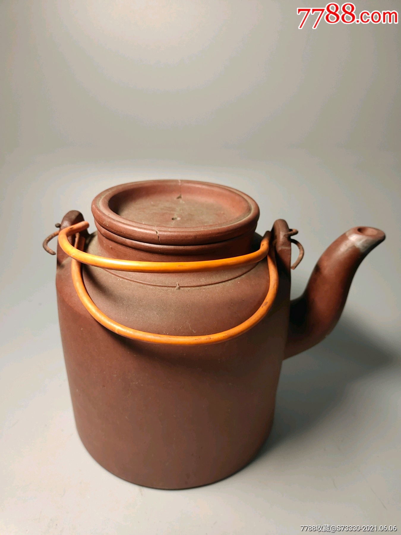 文革紫砂壶70年代二号圆形直壶一把盖磕