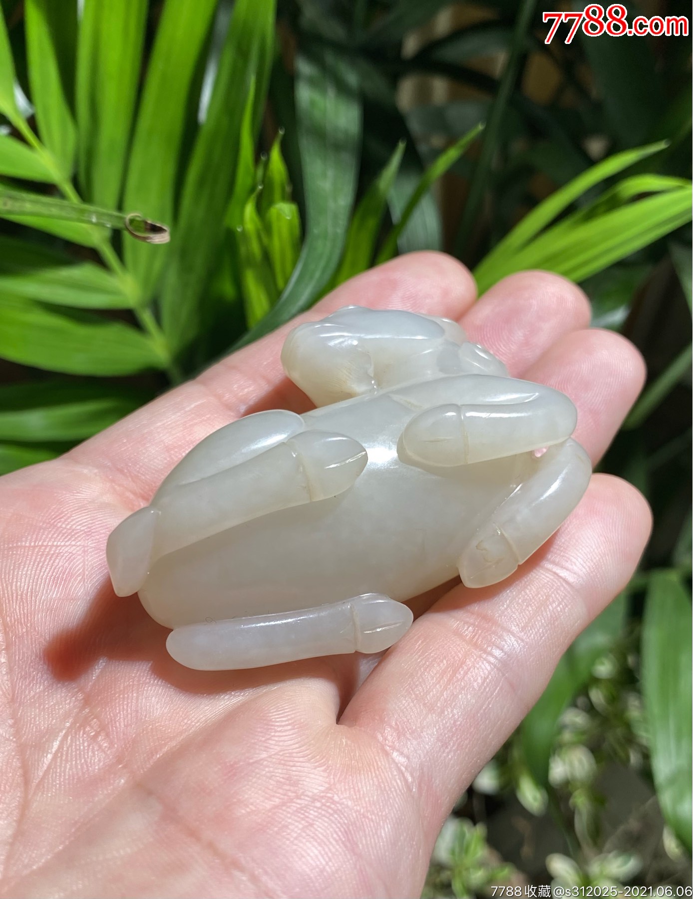 清中期和田玉圆雕白玉玉卧羊羊形把件书镇古玉老玉玉器古玩