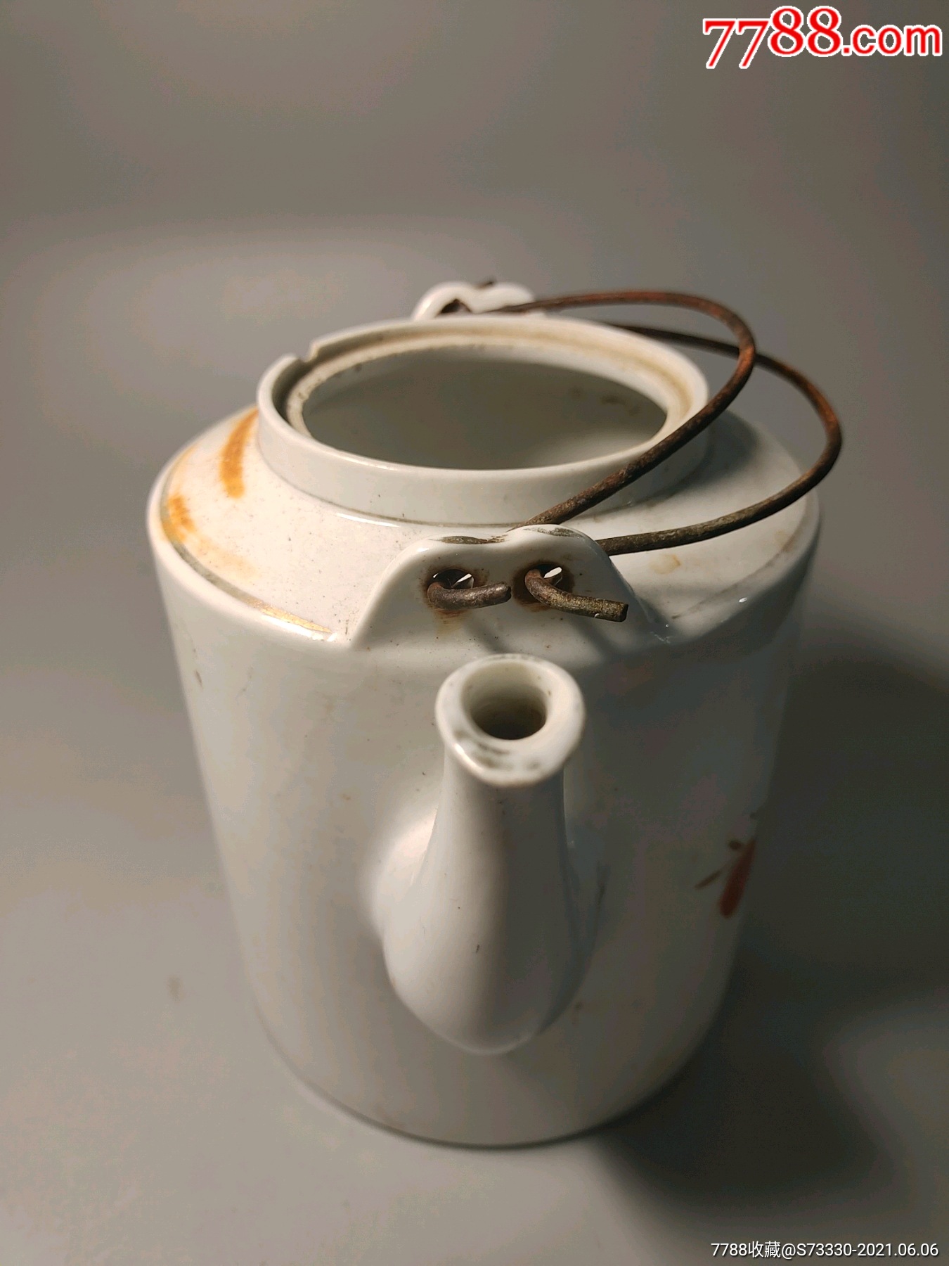 浙江绍兴瓷厂,提梁茶壶一把,无盖