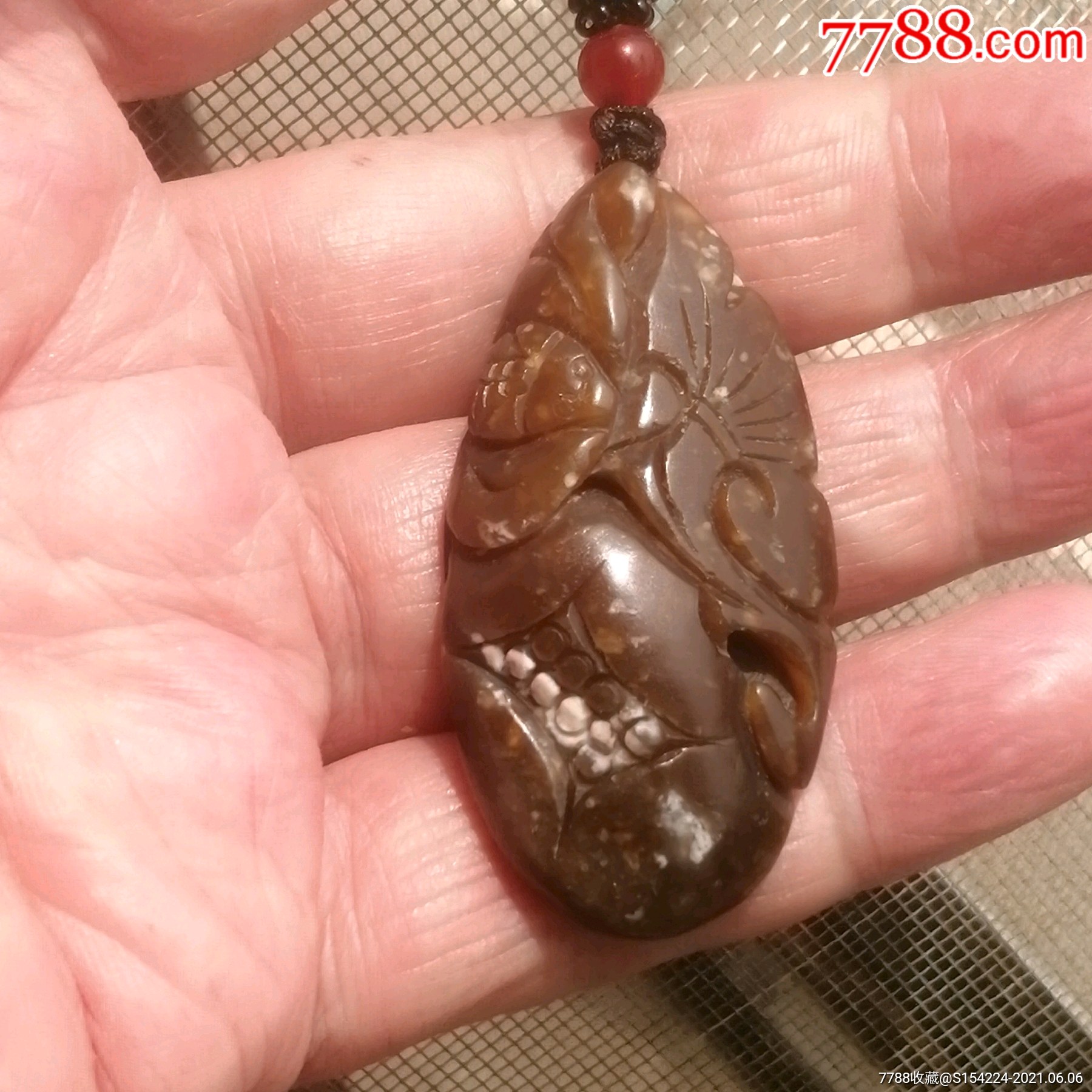 清代和田糖料纯手工雕"福在眼前"手把件-和田玉-7788收藏
