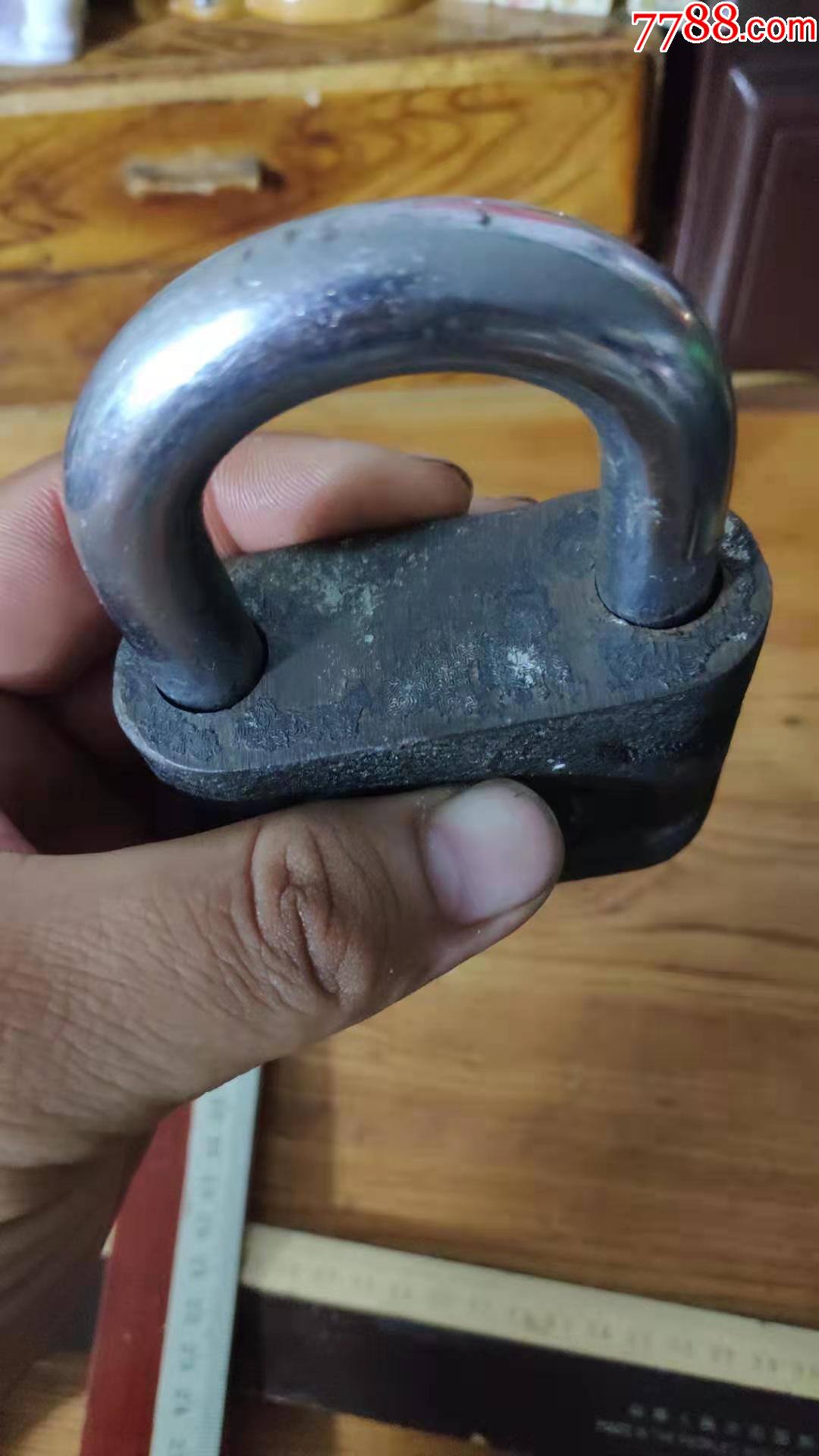 上世纪6070年代宜春牌2208型1斤多铁锁原配钥匙怀旧民俗老物品开锁